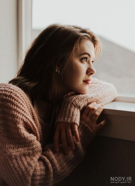  عکس دختر کنار دریا طبیعی