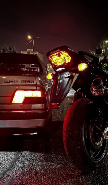  عکس 405 شوتی نقره ای