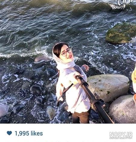  30 ژست عکس کنار دریا دونفره دخترانه