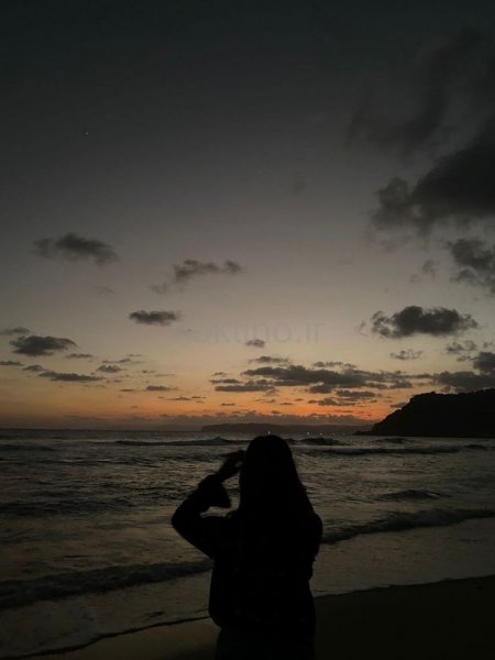  ژست عکس کنار دریا دخترانه