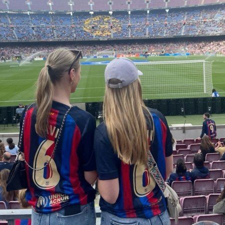  100 عکس دختر در باشگاه بدون چهره