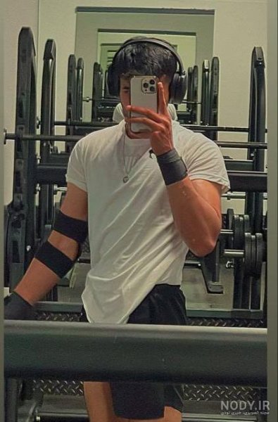  عکس دختر در باشگاه طبیعی