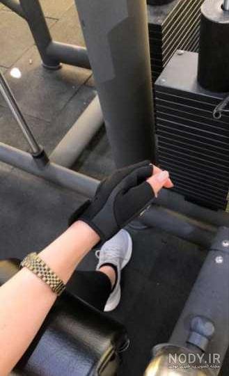  عکس دختر در باشگاه بدنسازی برای پروفایل