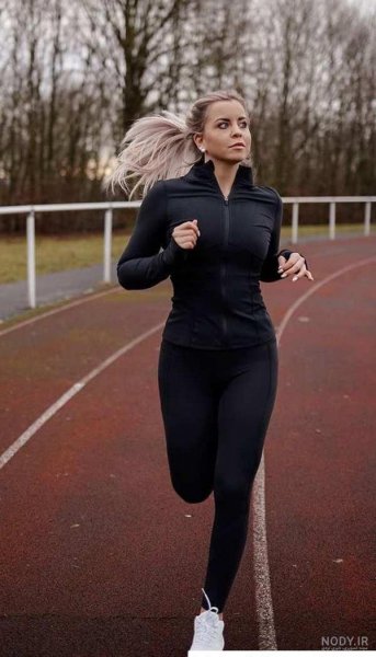 عکس دختر در باشگاه با چهره