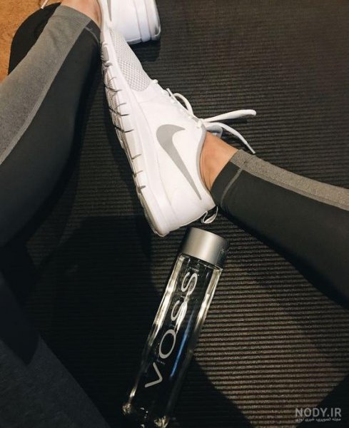  عکس دختر در باشگاه با چهره