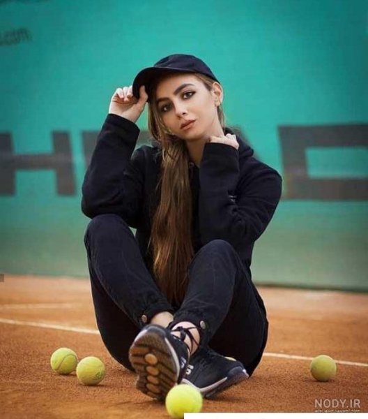  عکس دختر در باشگاه با چهره