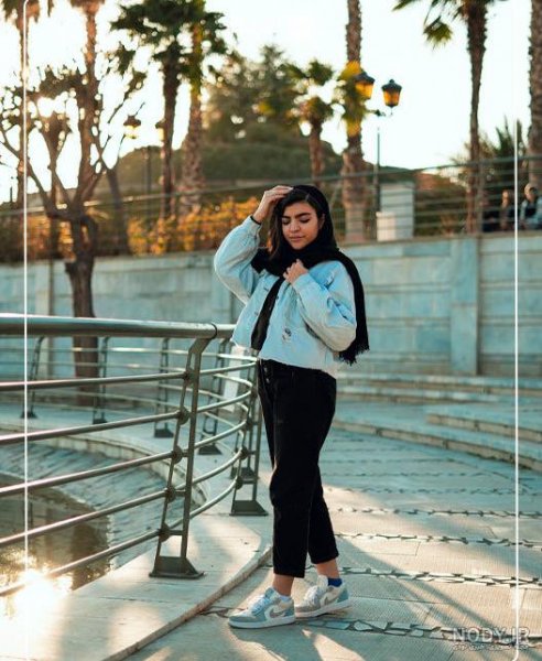  عکس دختر در باشگاه با چهره