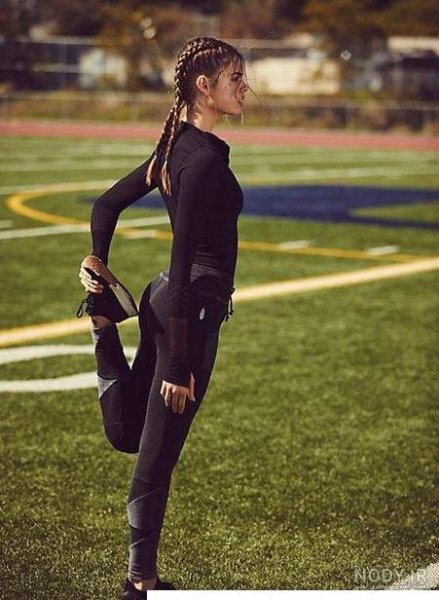  عکس دختر در باشگاه با چهره