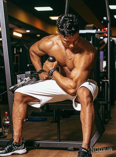  عکس دختر در باشگاه با چهره