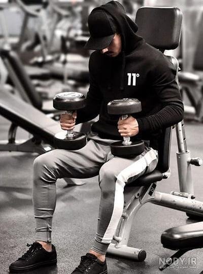  عکس دختر در باشگاه با چهره