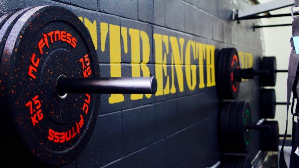  عکس باشگاه بدنسازی برای پروفایل مردانه