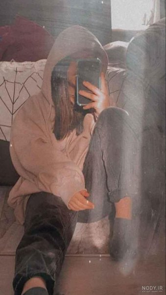  عکس فیک دخترونه چندتا شبیه هم