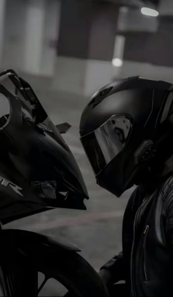  25 عکس موتور سنگین 2000