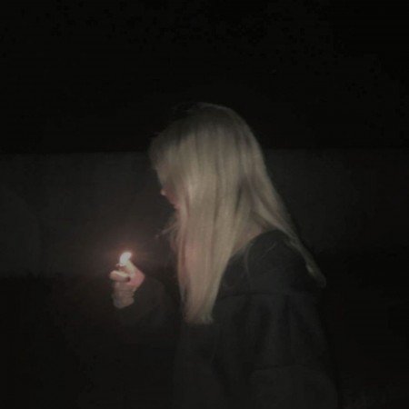  عکس سیگار کشیدن طبیعی