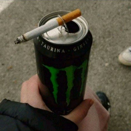  عکس سیگار کشیدن طبیعی