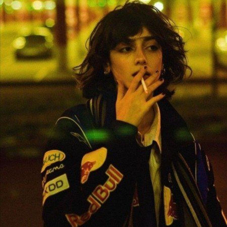  عکس سیگار کشیدن طبیعی