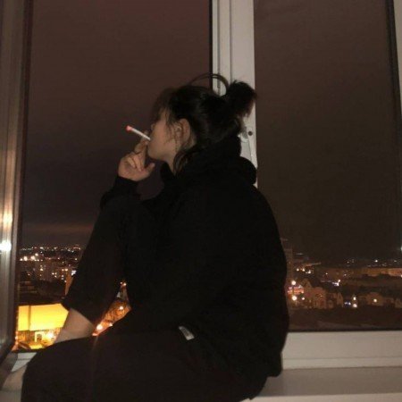  عکس سیگار کشیدن طبیعی