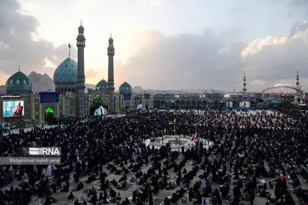  عکس جمکران در شب