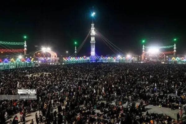  عکس از مسجد جمکران در شب نیمه شعبان