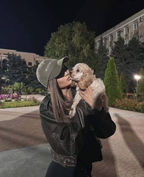  عکس دختر با سگ برای پروفایل فانتزی