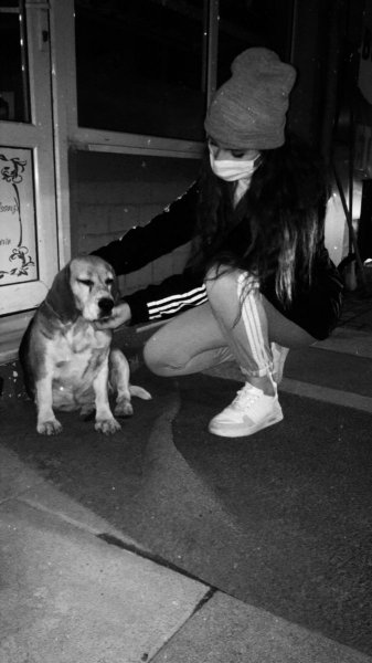  عکس دختر با سگ برای پروفایل فانتزی