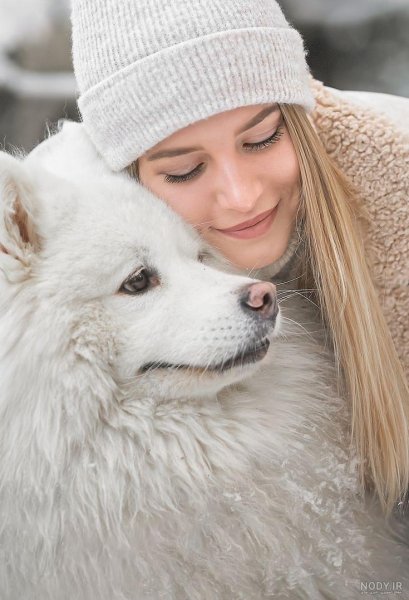  عکس پروفایل دخترونه با سگ پشمالو