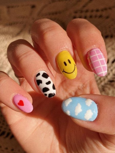  68 عکس طرح ناخن دخترانه فانتزی