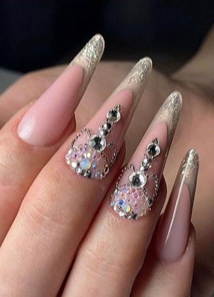  عکس کاشت ناخن دخترانه فانتزی عروسکی