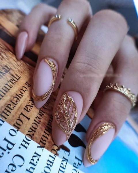  75 عکس طرح ناخن فانتزی کوتاه