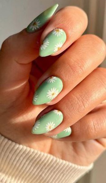  75 عکس طرح ناخن فانتزی کوتاه