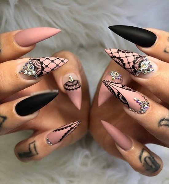  75 عکس طرح ناخن فانتزی کوتاه