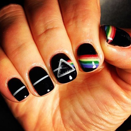  75 عکس طرح ناخن فانتزی کوتاه