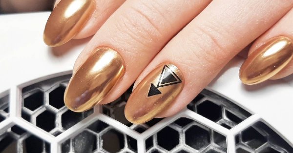  30 عکس طرح ناخن کرومی