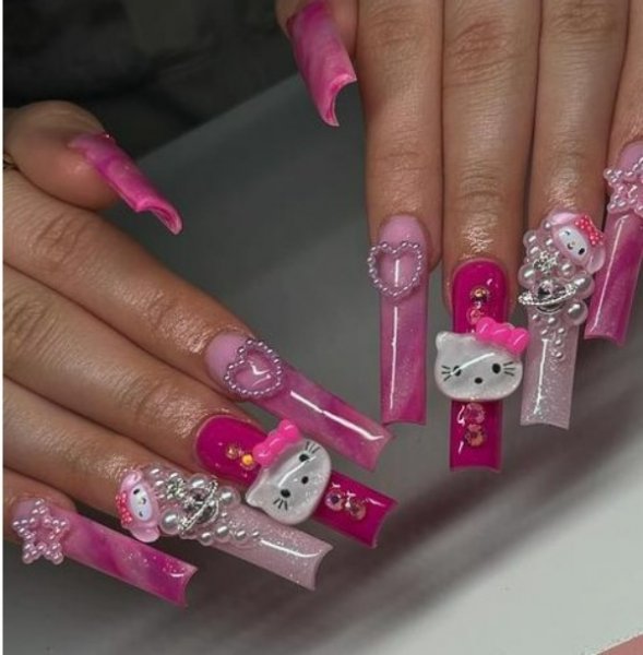  طرح ناخن کرومی کیتی