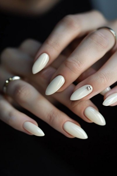  85 عکس مدل ناخن کروم صدفی با پاپیون