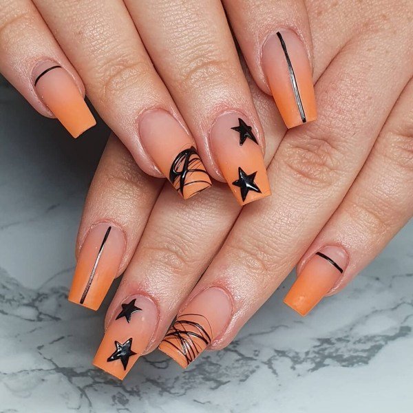  50 عکس ناخن امبره پاییزی