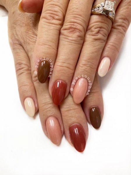  50 عکس ناخن امبره پاییزی