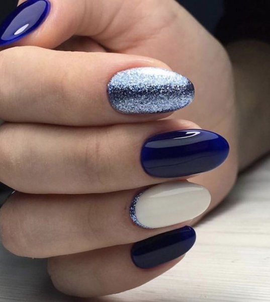  80 عکس طرح ناخن آبی