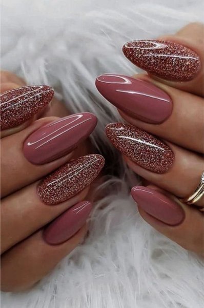  100 عکس طرح ناخن اکلیلی ساده