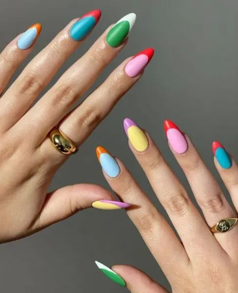  47 عکس طرح ناخن اکلیلی هفت رنگ