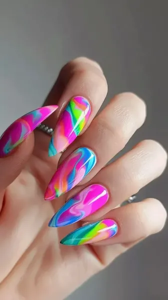  47 عکس طرح ناخن اکلیلی هفت رنگ