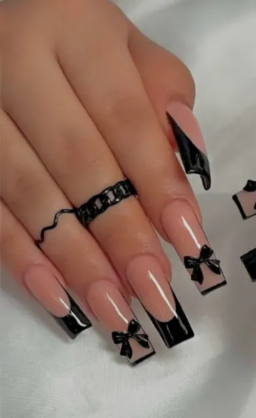  40 عکس مدل ناخن پاپیونی ترند