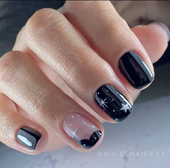  عکس طرح ناخن مشکی خفن کوتاه