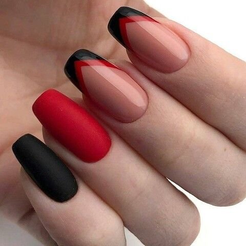  عکس طرح ناخن مشکی خفن کوتاه