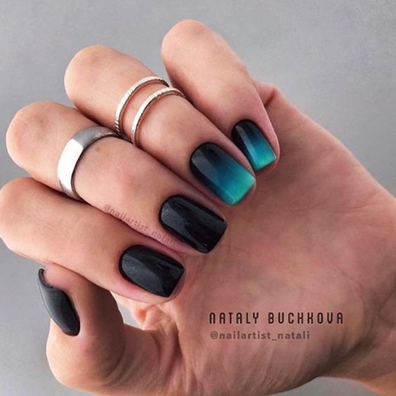  عکس طرح ناخن مشکی خفن کوتاه