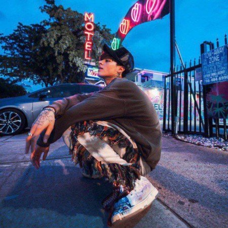  30 ژست عکاسی پسرانه گنگ