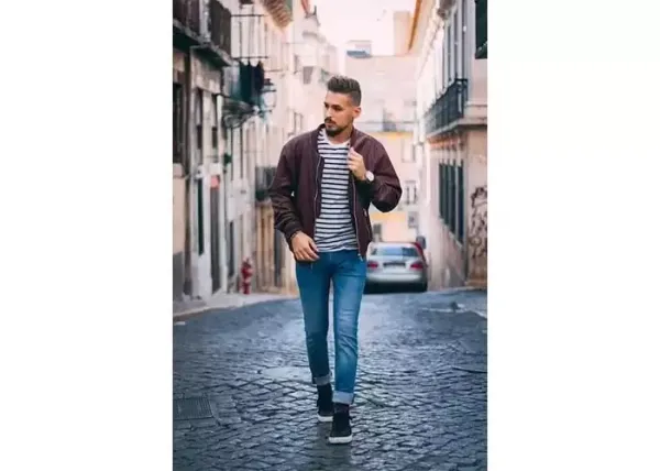  ژست عکاسی مردانه ایستاده