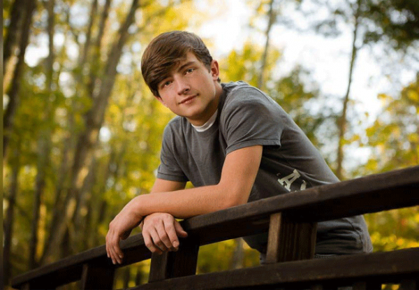  ژست عکاسی مردانه نشسته