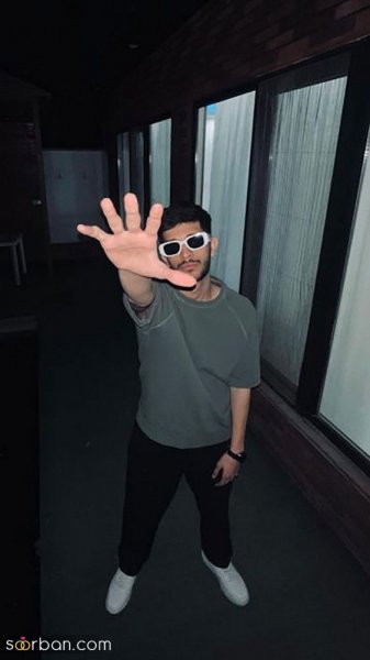  ژست عکاسی مردانه اسپرت