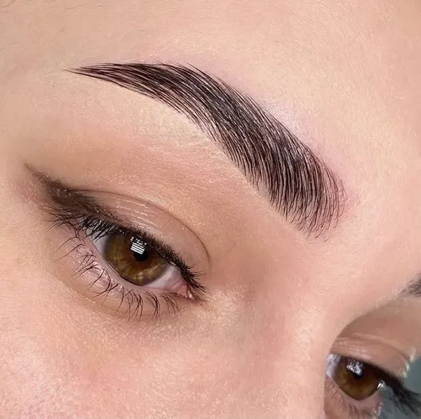  40 عکس مدل ابرو کوتاه جدید